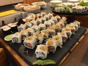 Sushi Rendang dan Sushi Pecel di Aston Inn Jemursari
