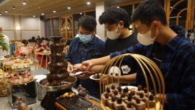 Rayakan malam pergantian tahub baru 2023 bersama Aston Mojokerto Hotel