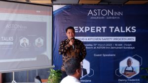 General Manager Aston Inn Jemursari, Iwan Setiawan