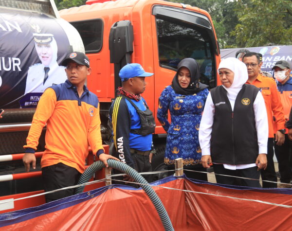 Pemkab Mojokerto Salurkan 716.000 Liter Air Bersih