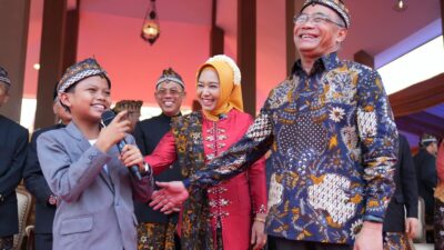 Menteri Muhadjir Effendy dan Penyanyi Cilik Farel Prayoga Meriahkan HUT Kota Mojokerto Ke-105