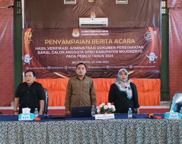 Ratusan Berkas Bacaleg Mojokerto Belum Memenuhi Syarat