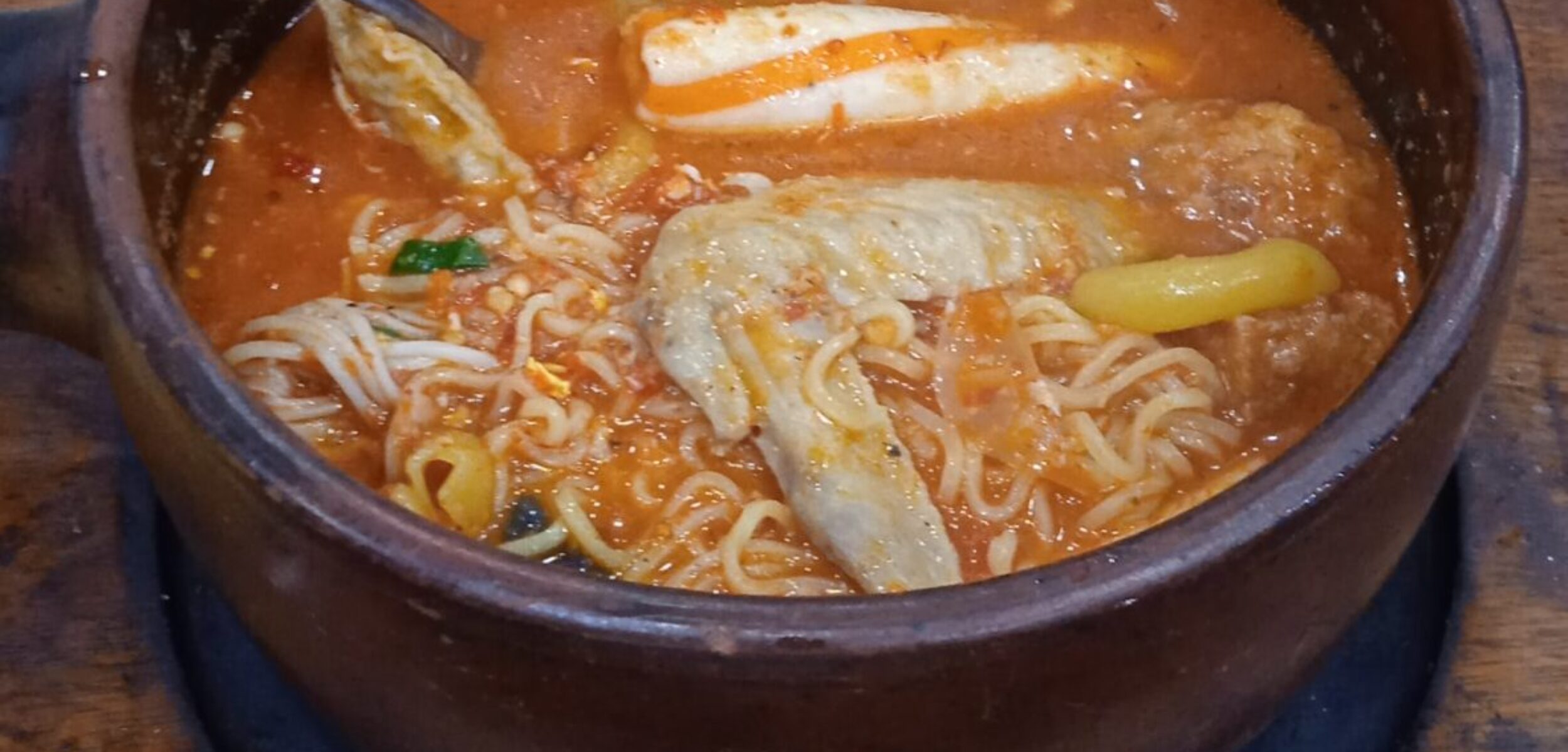 Bagi Pecinta Kuliner Mojokerto, Begini Penampakan Seblak Pedas Dower