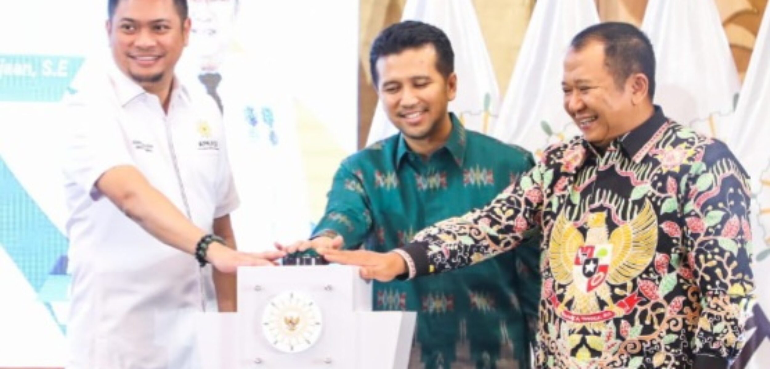 Buka Raker Apkasi Korwil Jatim 2023, Wagub Emil Ajak Beri Penguatan Ekonomi Kreatif