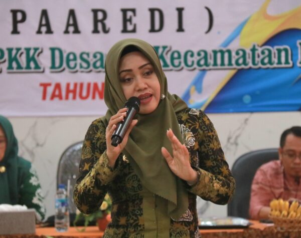 Bupati Mojokerto Minta Masyarakat Tingkatkan Pola Asuh Melalui Literasi Digital