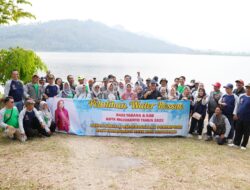 81DD3D30 8DFF 4339 89B6 450F4A584152