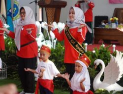 Bupati ikfina nyanyi