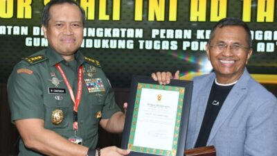 Pelatihan Tentara Menulis Bersama Dahlan Iskan