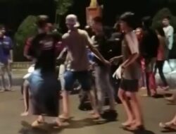 Viral Video Pengeroyokan Pemuda di Stadion Mojosari Mojokerto Dipicu Senggolan