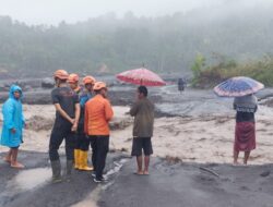 Banjir Lahar Dingin Gunung Semeru, 571 Warga Mengungsi, Besok Gubernur Khofifah Santuni Pasutri dan Bayi Korban Longsor