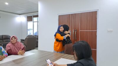 53563DE9 AA75 4AE8 A460 58442B1E56A3