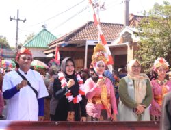 Kirab Budaya HUT Ke-78 Kemerdekaan RI, Bupati Mojokerto Apresiasi Kekompakan Warga Desa Kintelan
