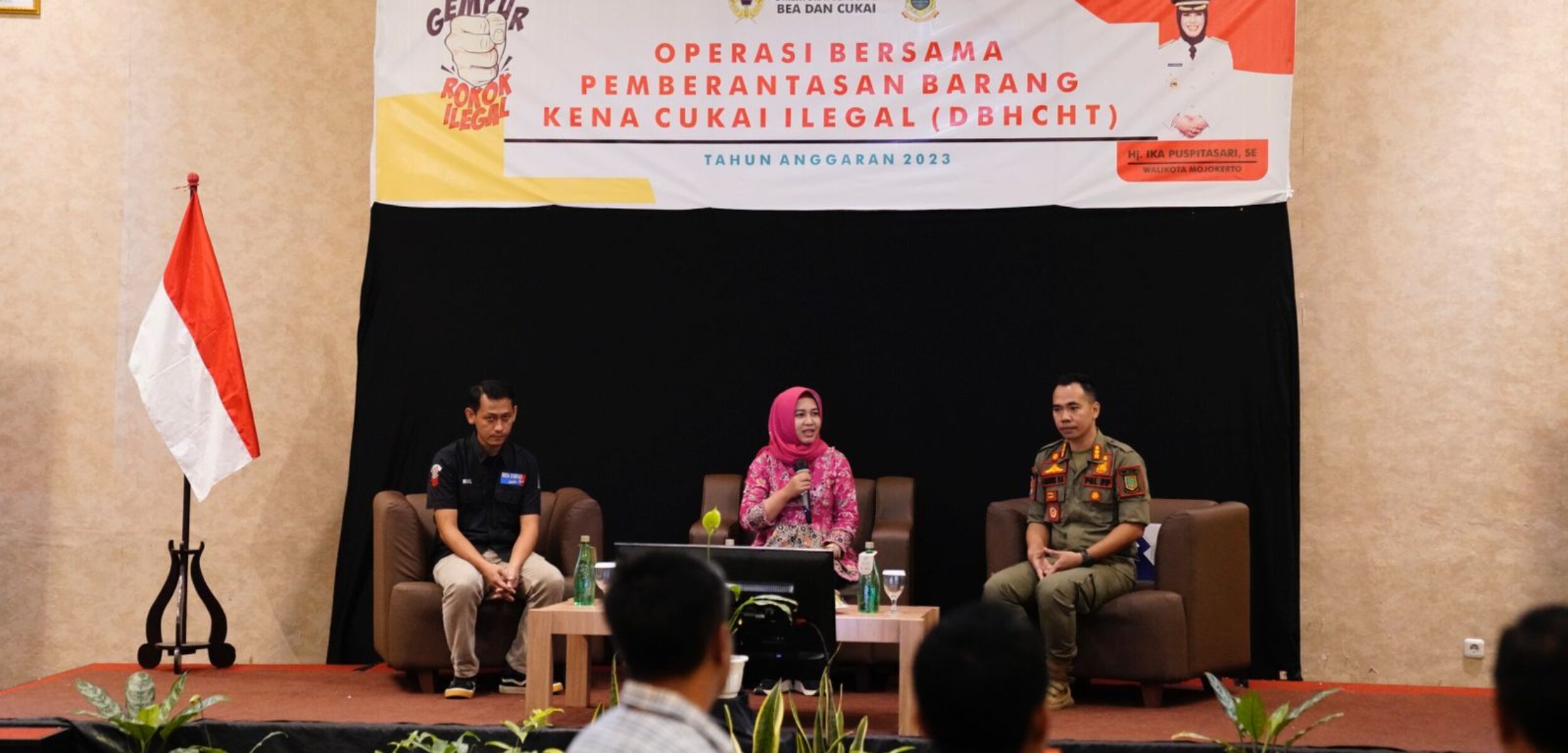 8A139F03 F4EF 4BF8 8FF5 9F42AAF1D752