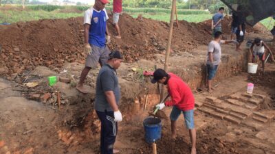 Temuan Penting Struktur Gapura Megah di Situs Bhre Kahuripan Mojokerto