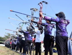 Ratusan Peserta Kejurnas Panahan Piala Dankormar Berlomba pada Kategori Barebow 20 Meter dan Compound 50 Meter