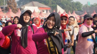 Senam yang bertajuk Gebyar Hari Jantung Sehat Sedunia (Lintang/KabarTerdepan.com)