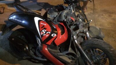 Kondisi motor korban yang rusak parah. (Erix/KabarTerdepan.com) 