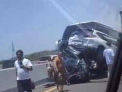 Polisi Ungkap Kronologi Kecelakaan Beruntun di Tol Semarang hingga Mobil Bertumpuk