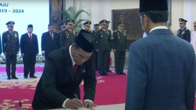 Presiden Jikowi melantik Anmar Sulaiman sebagai menteri Pertanian, Rabu (25/10/2023). (Setiap.go.id) 