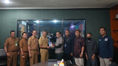 Kunjungan Ketua Komisi Pengaduan dan Penegakan Etika Pers Dewan Pers, Yadi Hendriana ke Diskominfo Tangerang (Dok. Dewan Pers)