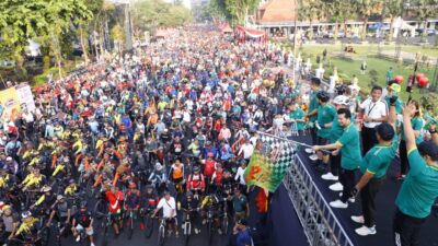 Lewat Fun Bike Jatim 2023, Wagub Emil Ajak Masyarakat Jatim Gaungkan Semangat Kebersamaan Fun Bike