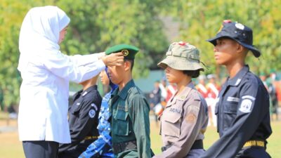 Gubernur Khofifah Lakukan Pembaretan 771 Siswa SMA Taruna sebagai Generasi VIP Indonesia Emas 2045