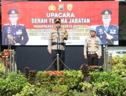 Sertijab Polres Mojokerto Kota, Wakapolres Kompol Yuli dan Ipda Yuda Pindah Tugas