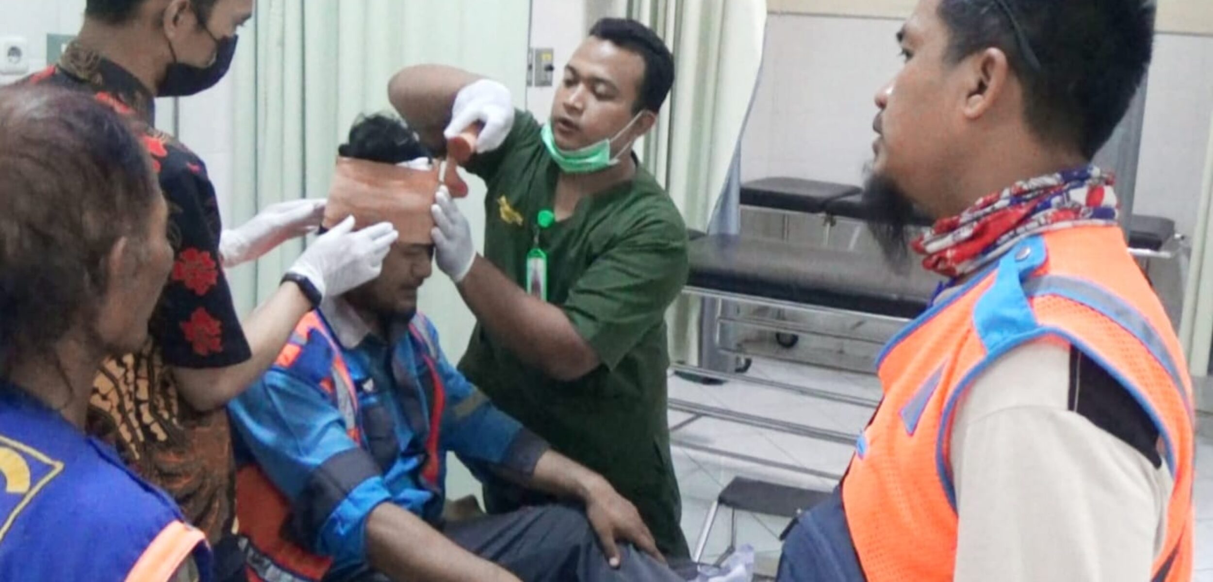 Berniat Sarapan di Warung, 2 Karyawan PT Haleyora Powerindo yang Juga Petugas PLN Jadi Korban Pengeroyokan