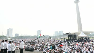 Jutaan orang hadiri aksi bela Palestina di Monas, Minggu (5/11/2023). (X/twitter @syaikhu_ahmad) 