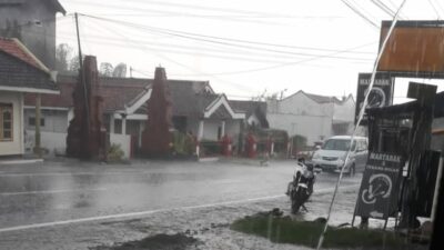 Hujan deras berpotensi terjadi di sejumlah daerah di Jatim. (Muzakki/Kabarterdepan.com)