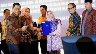 9999ccb576030a49dc1646c8c4764a34