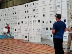 Proses Perakitan Kotak Suara Pemilu 2024 di Kabupaten Mojokerto Dimulai, Ada yang Rusak