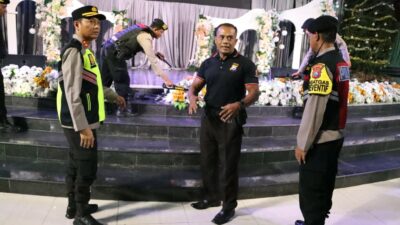 Pastikan Keamanan Gereja Saat Natal, Kapolres Mojokerto Kota Pimpin Patroli Skala Besar