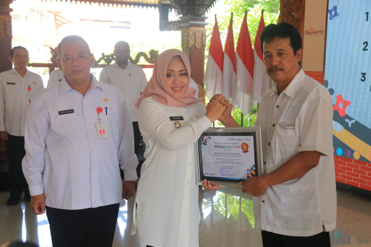 peringati hakordia 2023 bupati ikfina minta tingkatkan sinergitas dalam perangi korupsi 20231213 135309