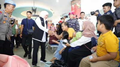 Jelang Tahun Baru, Gubernur Khofifah Tinjau Kesiapan Pelabuhan Tanjung Perak