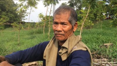 Heri Yatno (63), warga Wonoayu, Kecamatan Jetis, Kabupaten Mojokerto. (Erix/kabarterdepan.com) 