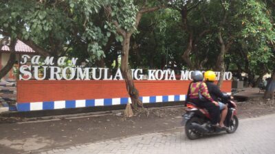 Warga di Sekitar Taman Suromulang Kota Mojokerto Terganggu Keberadaan PKL