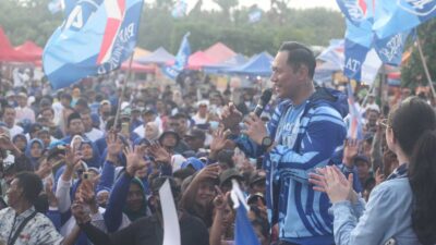 AHY mampu membakar semangat kader Partai Demokrat saat hadiri kampanye akbar di Gresik dan Lamongan, Selasa (23/1/2024). (Redaksi kabarterdepan.com) 