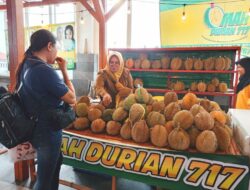 Hadir di KenDuren Sunrise Mall, Omah Durian 717 Jual Durian Bergaransi