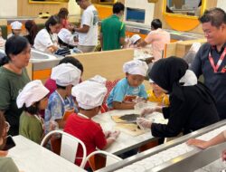 SushiKun Cooking Class di Sunrise Mall Mojokerto, 50 Anak-anak Antusias Membuat Sushi