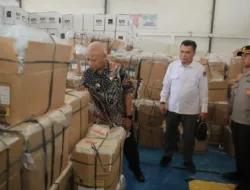 Sukseskan Pelaksanaan Pesta Demokrasi, Bupati Asahan Tinjau Gudang Logistik Pemilu