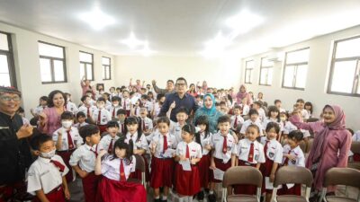 4e8ceeb95ea667f5963fda653fd0a41a