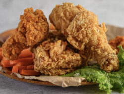 Daging Ayam Turun, Simak Update Harga Bahan Pokok Mojokerto Hari Ini