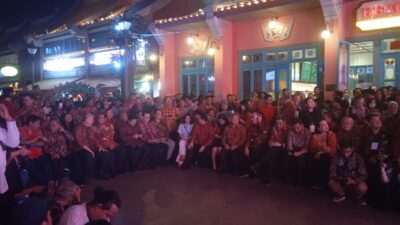 Suasana pengusaha hingga Menteri hadiri Syukuran Tahun Baru Naga Kayu oleh Kadin Indonesia Komite Tiongkok