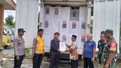 PPK Mondokan Sragen telah menerima logistik pemilu 2024 dari KPU Sragen. (Masrikin/kabarterdepan.com) 