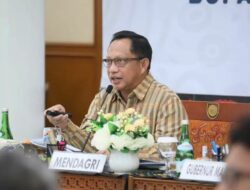 Jokowi Tunjuk Tito Karnavian sebagai Plt Menko Polhukam, ini Pertimbangannya