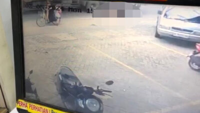 Tangkapan layar rekaman CCTV yang memperlihatkan detik-detik kecelakaan (Redaksi Kabarterdepan.com)