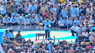 Calon presiden nomor urut 3, Prabowo Subianto di tengah pendukungnya dal kampanys akbar di GBK, Sabtu (10/2/2024). (Instagram @prabowo) 