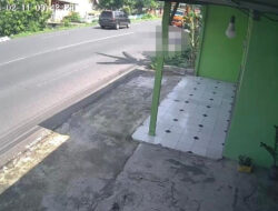 Detik-detik Wanita Terlindas Truk Fuso PT Kurnia Anggun Mojokerto di Pungging Sempat Terekam CCTV