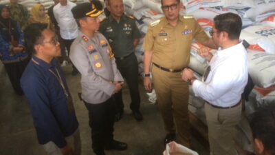 Sidak Stok Beras di Gudang Bulog, Pj Wali Kota Mojokerto Ungkap Strategi Stabilitas Harga